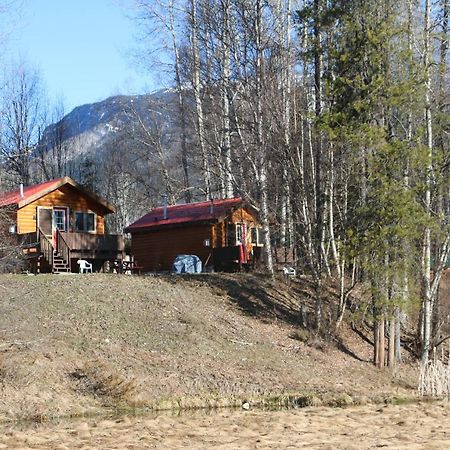 Rocky Mountain Cabins And Home ゴールデン エクステリア 写真