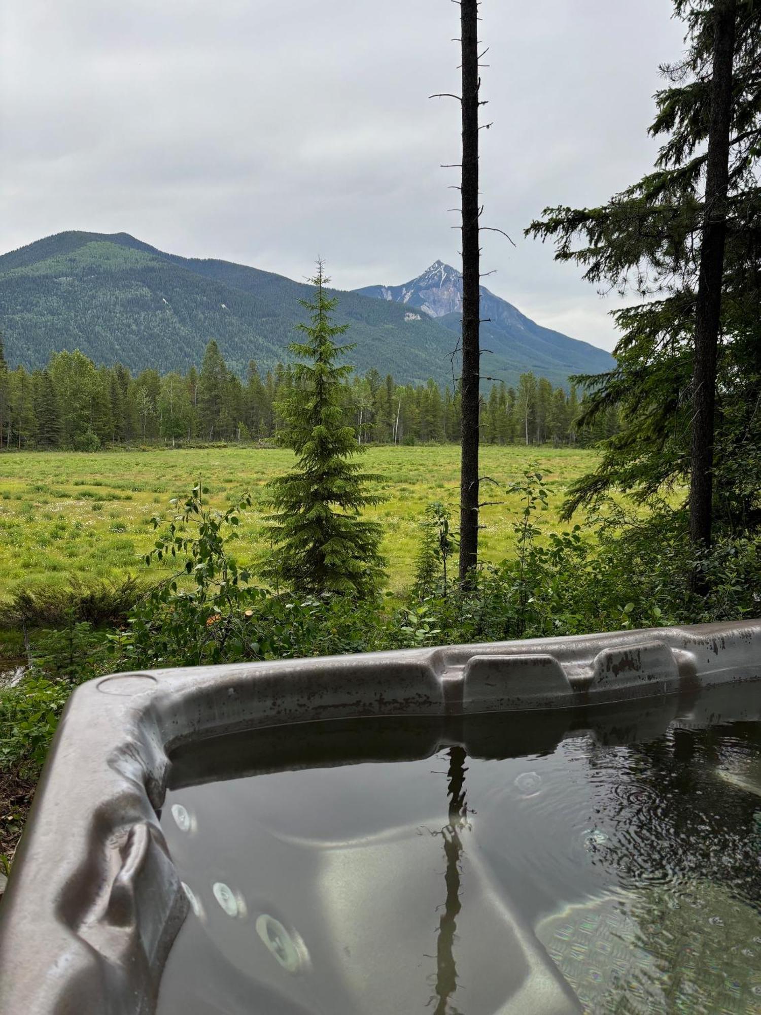 Rocky Mountain Cabins And Home ゴールデン エクステリア 写真