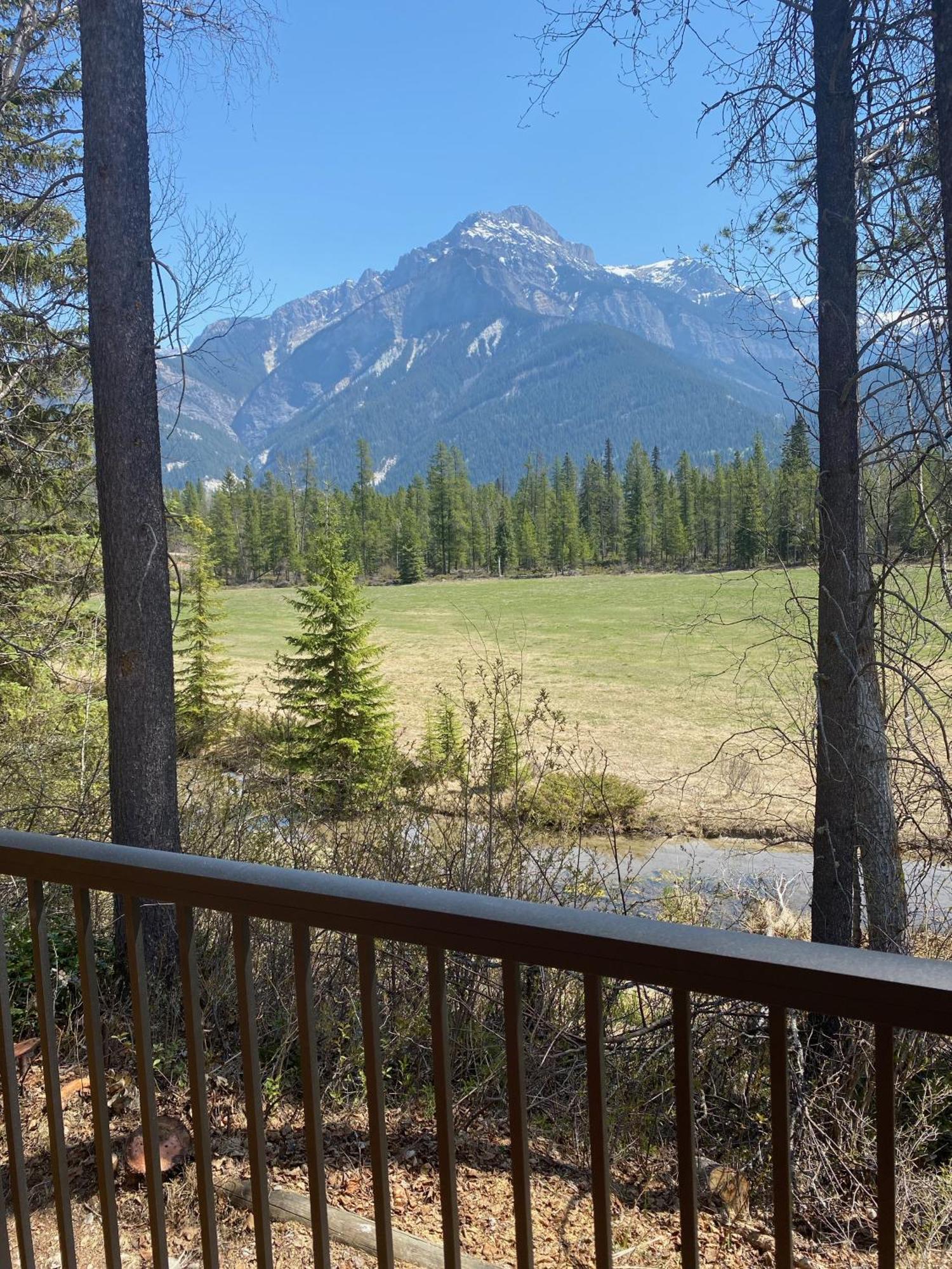 Rocky Mountain Cabins And Home ゴールデン エクステリア 写真